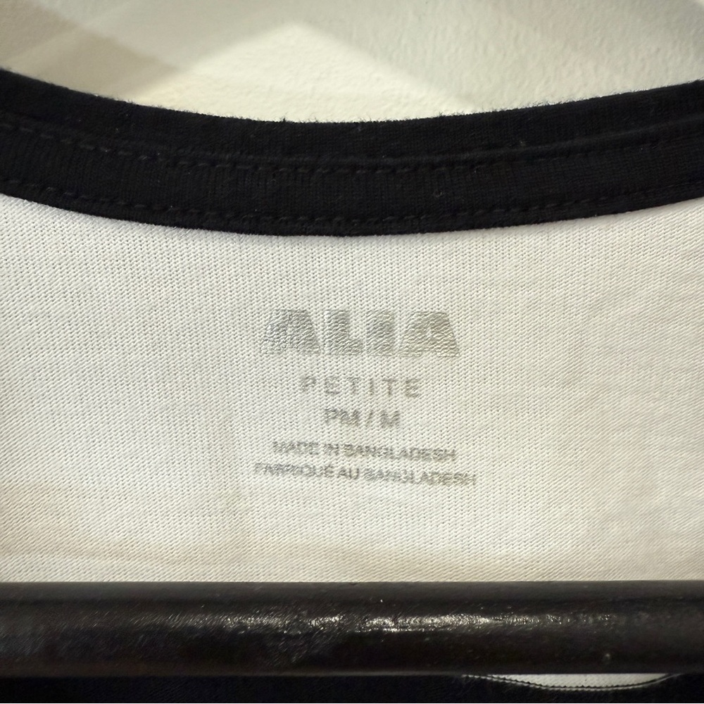 Alia Scoop neck Shirt Striped Black and White with 3/4 Sleeve - Picture 6 of 16